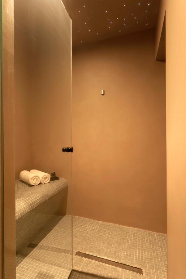 אתונה A Truly Wow Experience For Every Guest. The Place מראה חיצוני תמונה
